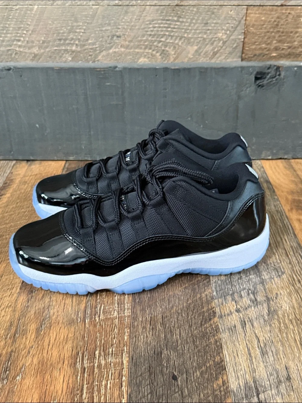 NWT Air Jordan 11 Retro Low Space Jam GS Size 7Y Women’s 8.5 Black Varsity Royal